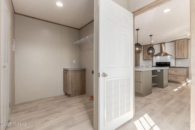 7245 N Gecko Run Trail, Tucson, AZ 85743