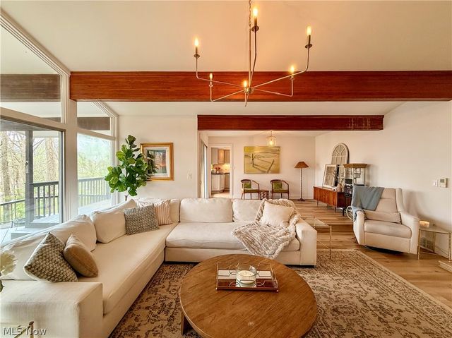 3169 Hilltop Point Circle, Medina, OH 44256