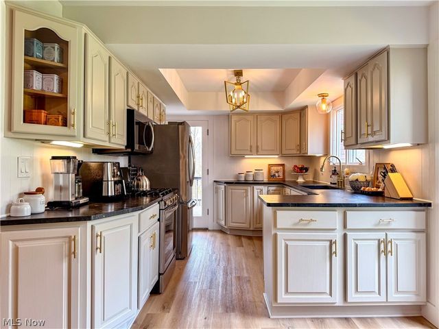 3169 Hilltop Point Circle, Medina, OH 44256