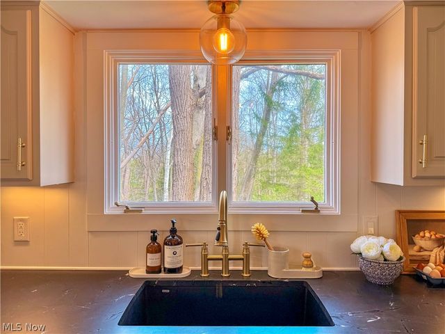 3169 Hilltop Point Circle, Medina, OH 44256