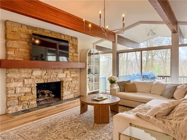 3169 Hilltop Point Circle, Medina, OH 44256