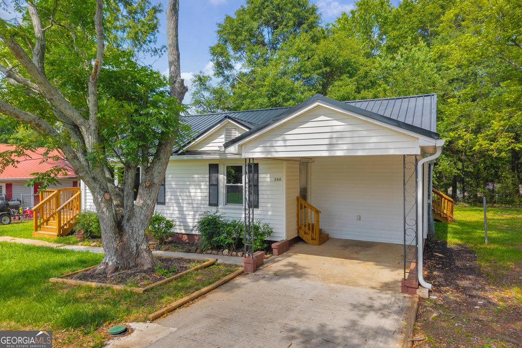 266 Randall Street, Lavonia, GA 30553 — photo 4