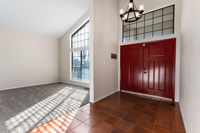 5708 Elderberry Court NE, Albuquerque, NM 87111