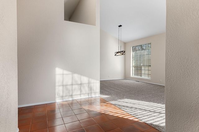 5708 Elderberry Court NE, Albuquerque, NM 87111