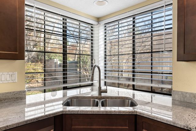 5708 Elderberry Court NE, Albuquerque, NM 87111