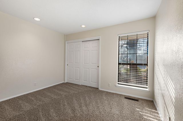 5708 Elderberry Court NE, Albuquerque, NM 87111