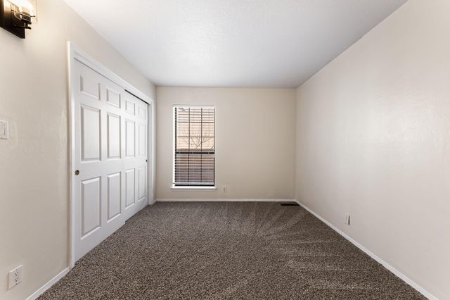 5708 Elderberry Court NE, Albuquerque, NM 87111