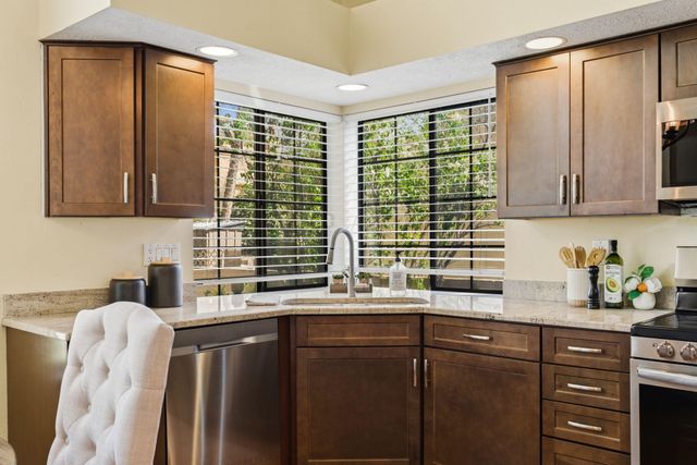 5708 Elderberry Court NE, Albuquerque, NM 87111