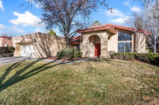 5708 Elderberry Court NE, Albuquerque, NM 87111