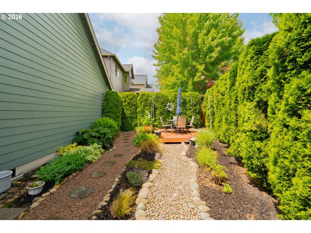 3016 Ne 169TH Way, Ridgefield, WA 98642