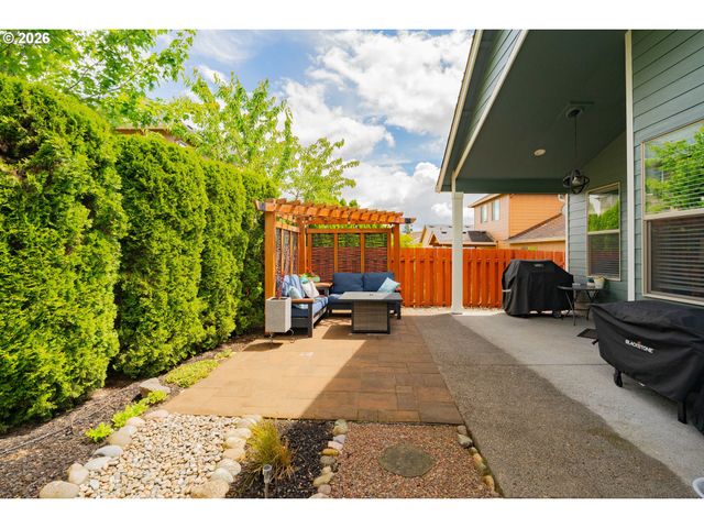 3016 Ne 169TH Way, Ridgefield, WA 98642