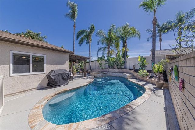 27302 Osuna, Mission Viejo, CA 92691