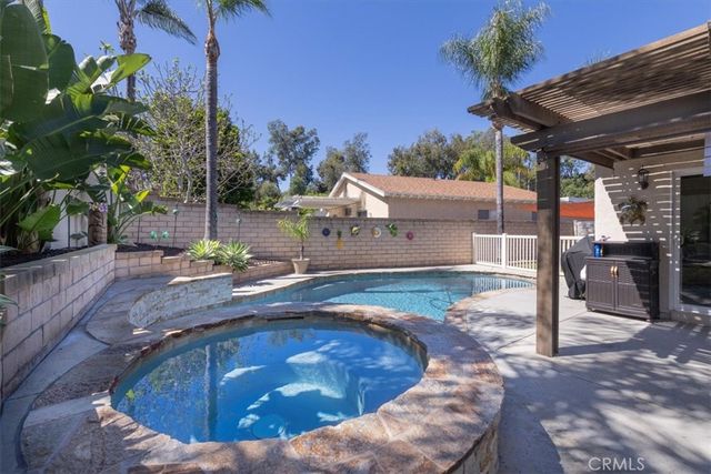 27302 Osuna, Mission Viejo, CA 92691