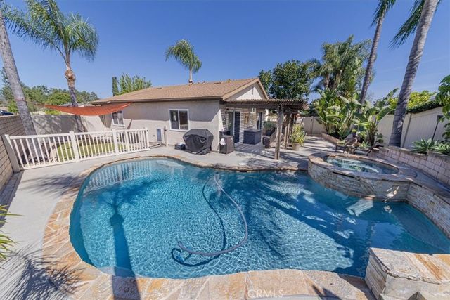 27302 Osuna, Mission Viejo, CA 92691