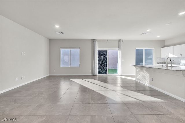 7507 Pink Mimosa Avenue, Las Vegas, NV 89113