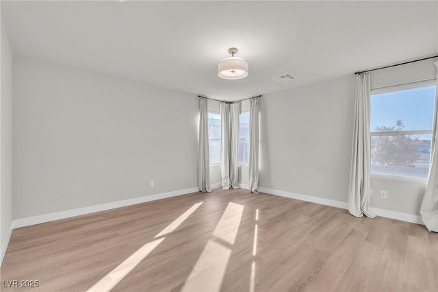 7507 Pink Mimosa Avenue, Las Vegas, NV 89113