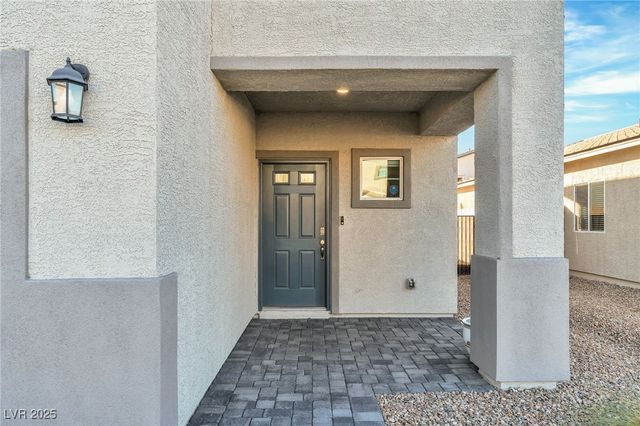 7507 Pink Mimosa Avenue, Las Vegas, NV 89113