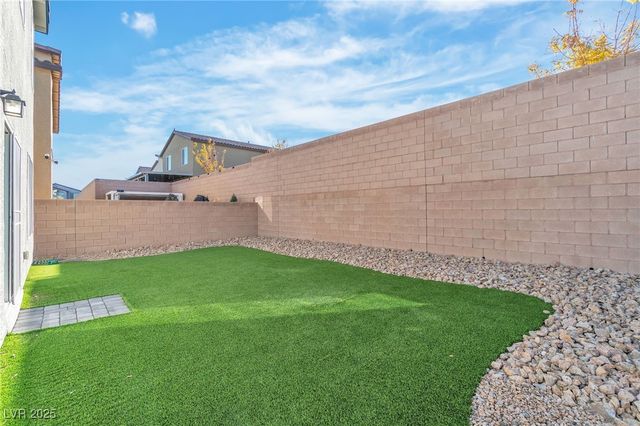 7507 Pink Mimosa Avenue, Las Vegas, NV 89113