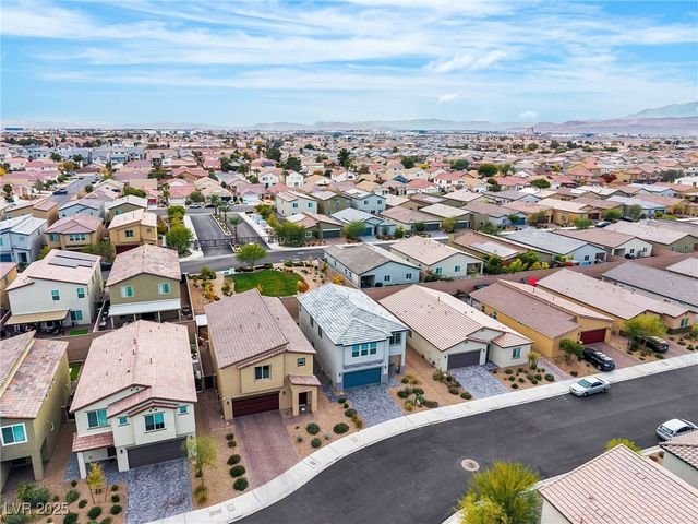 7507 Pink Mimosa Avenue, Las Vegas, NV 89113