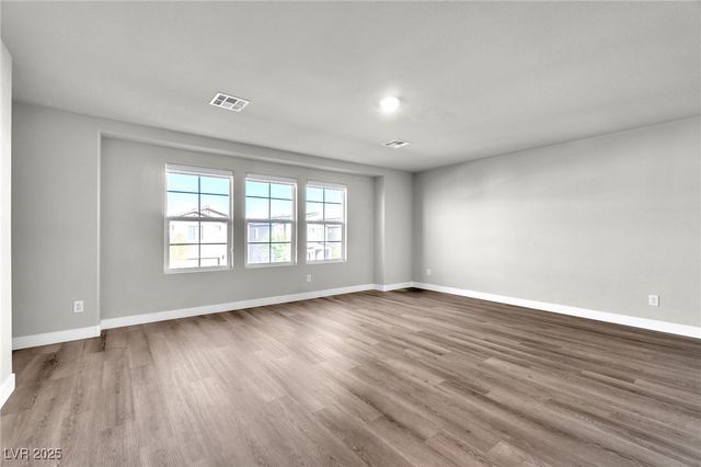 7507 Pink Mimosa Avenue, Las Vegas, NV 89113