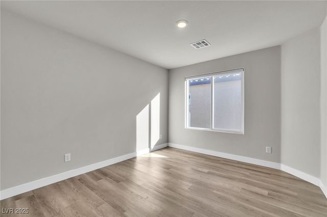 7507 Pink Mimosa Avenue, Las Vegas, NV 89113