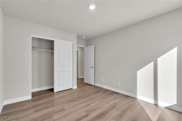 7507 Pink Mimosa Avenue, Las Vegas, NV 89113