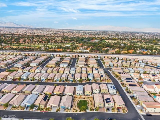 7507 Pink Mimosa Avenue, Las Vegas, NV 89113