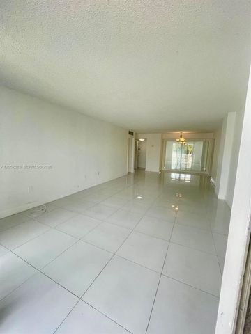13155 Ixora Court 201, North Miami, FL 33181