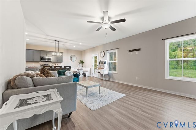 1430 Tutelo Rd, Quinton, VA 23141