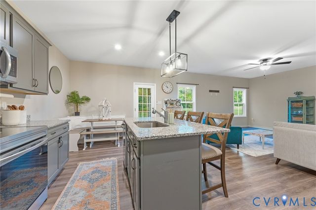 1430 Tutelo Rd, Quinton, VA 23141