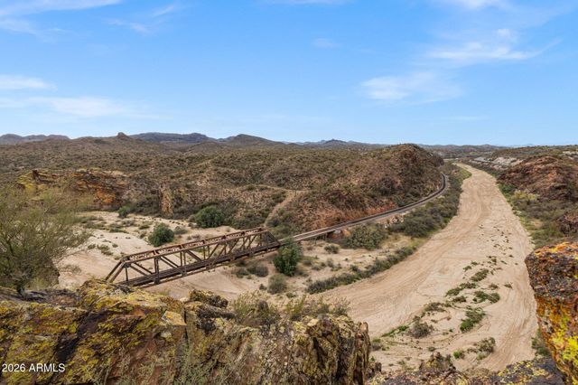 44010 N US HWY 60 --, Morristown, AZ 85342