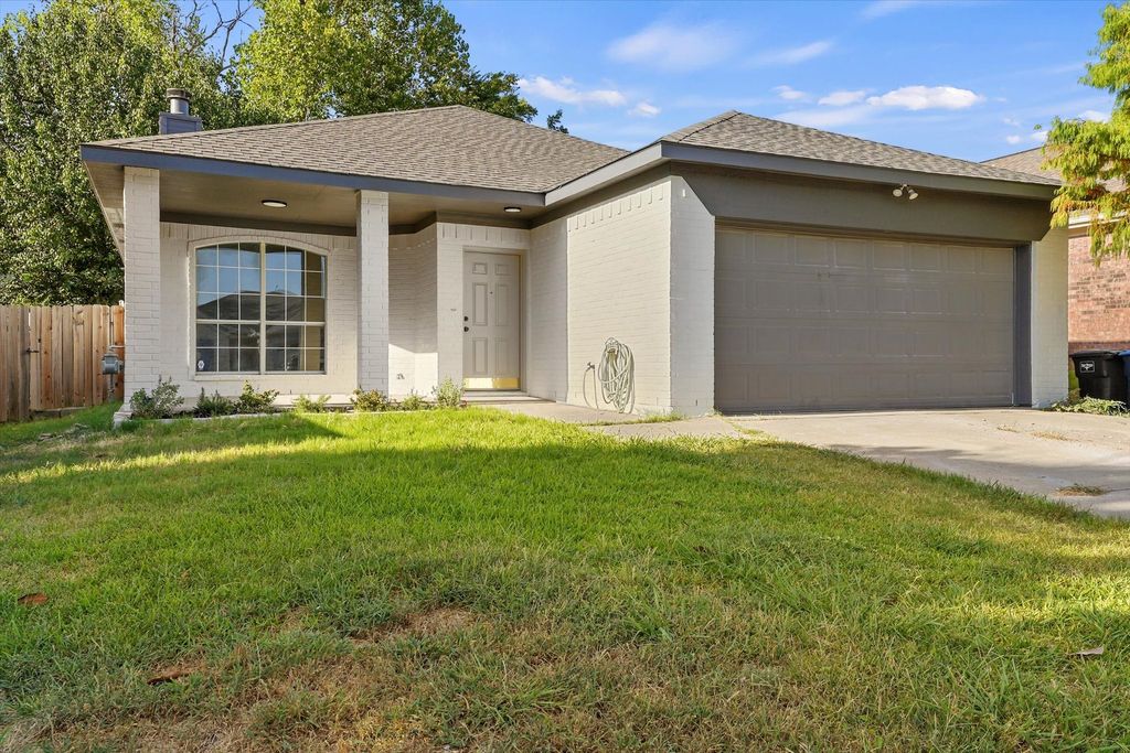 4748 Birchbend Lane, Fort Worth, TX 76137 — photo 2