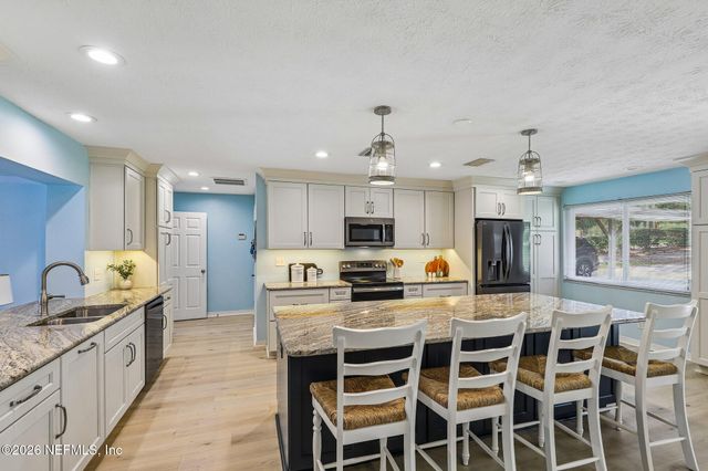 187 ARTHUR MOORE Drive, Green Cove Springs, FL 32043