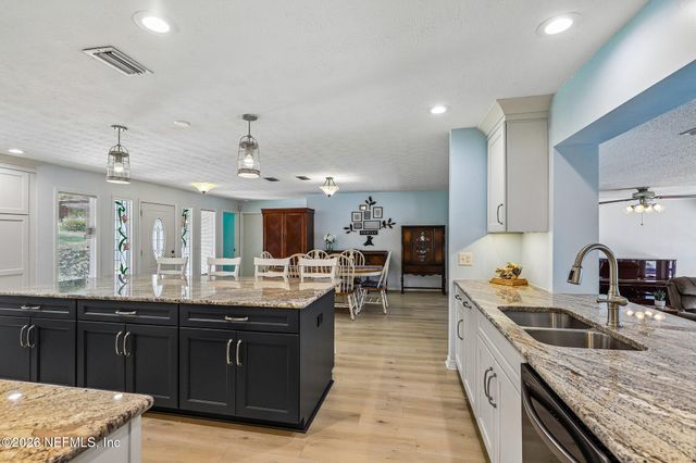 187 ARTHUR MOORE Drive, Green Cove Springs, FL 32043