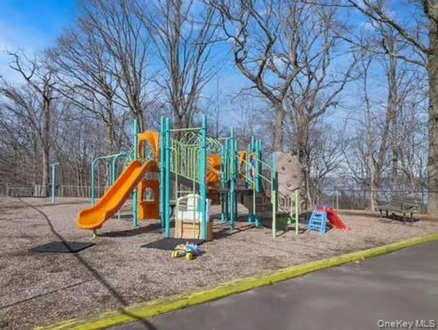 404 Sierra Vista Lane, Valley Cottage, NY 10989