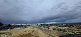 24300 Fort Tejon, Llano, CA 93544
