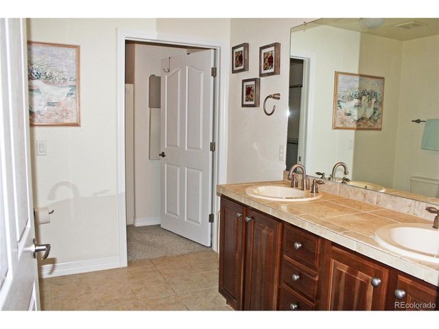 7523 S Addison Way, Aurora, CO 80016