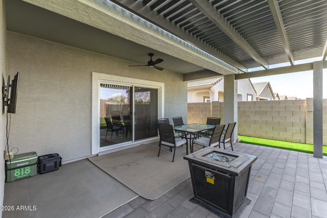 1714 W STARFIRE Avenue, Apache Junction, AZ 85120