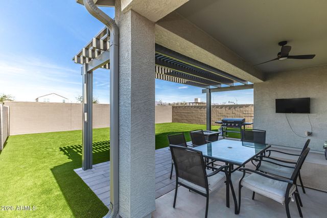 1714 W STARFIRE Avenue, Apache Junction, AZ 85120