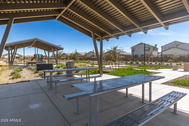 1714 W STARFIRE Avenue, Apache Junction, AZ 85120