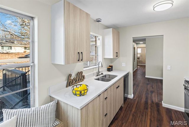 303 N Cedar Street, O'fallon, IL 62269