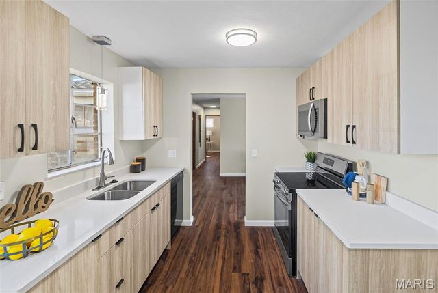 303 N Cedar Street, O'fallon, IL 62269