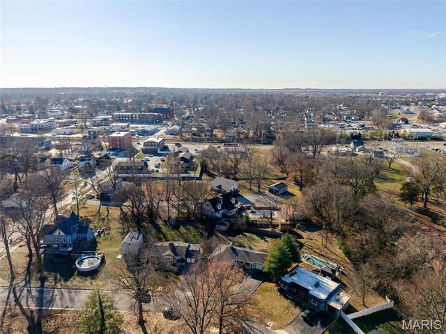 303 N Cedar Street, O'fallon, IL 62269