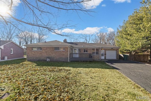 303 N Cedar Street, O'fallon, IL 62269