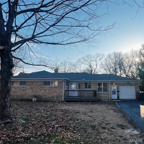 303 N Cedar Street, O'fallon, IL 62269