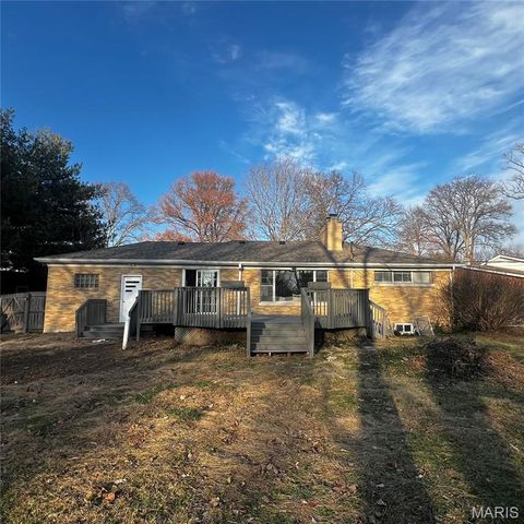 303 N Cedar Street, O'fallon, IL 62269