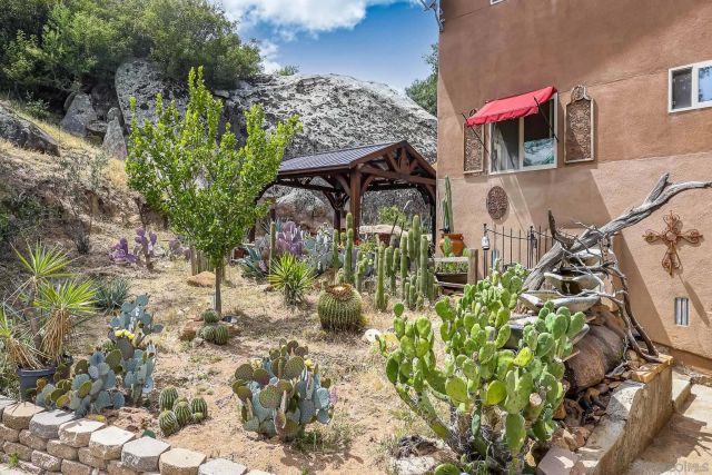 20841 Deerhorn Valley Rd, Jamul, CA 91935