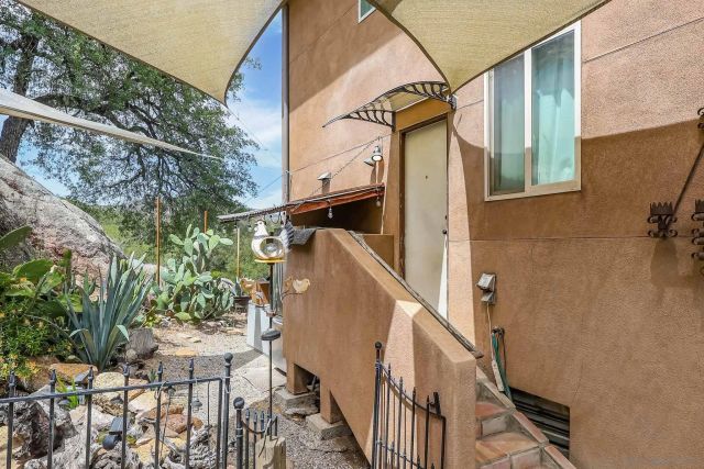 20841 Deerhorn Valley Rd, Jamul, CA 91935