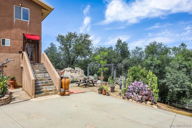 20841 Deerhorn Valley Rd, Jamul, CA 91935