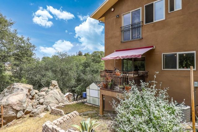 20841 Deerhorn Valley Rd, Jamul, CA 91935